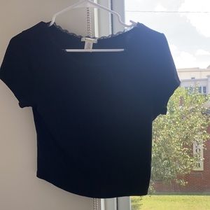 Cropped Black Top